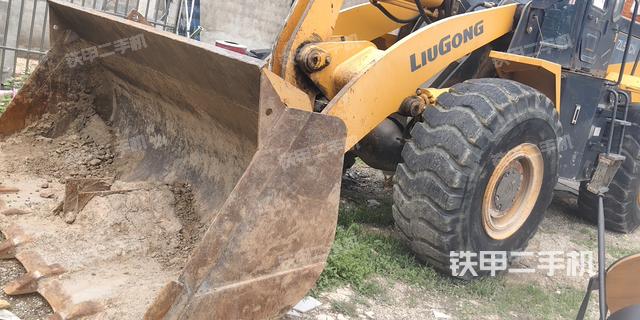 工作装置整体（整机外观及大件）