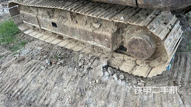 单侧履带整体（整机外观）