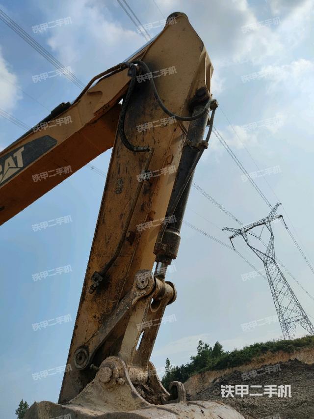 小臂整體右前（工作和回轉(zhuǎn)裝置）