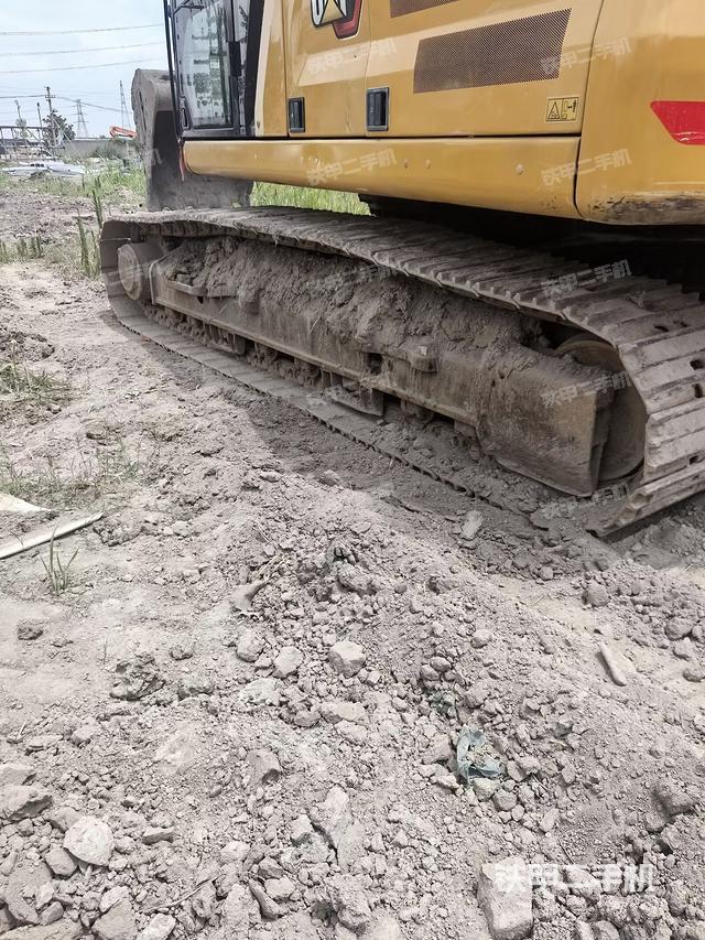 单侧履带整体（整机外观）