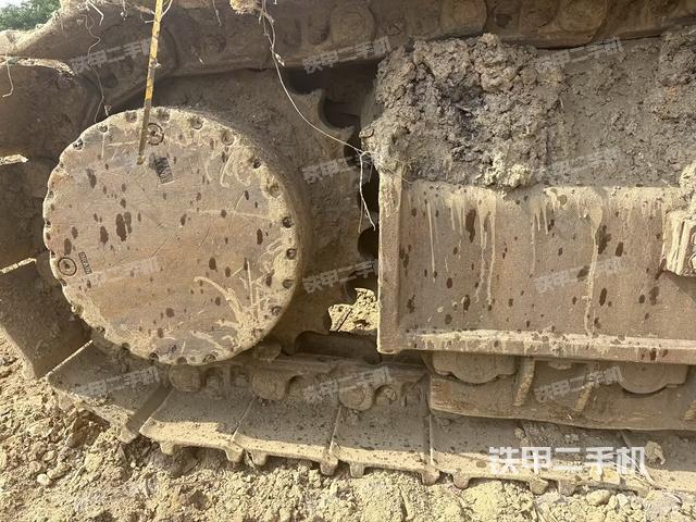 右側(cè)履帶整體（行走機(jī)構(gòu)）