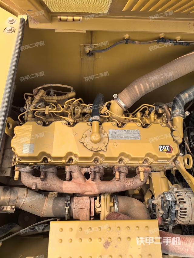 發(fā)動(dòng)機(jī)整體俯視（整機(jī)外觀）