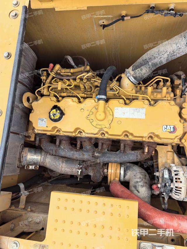 发动机整体俯视（整机外观）