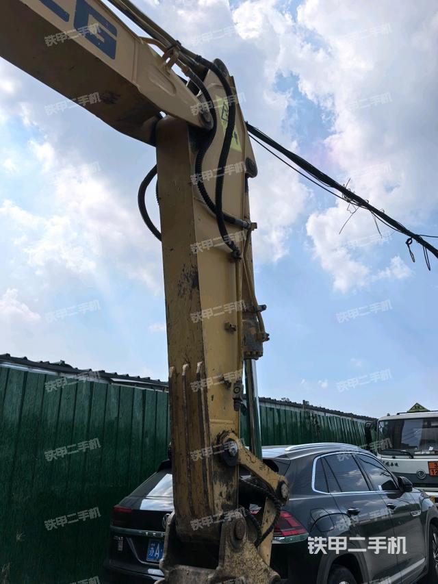 小臂整體左后（工作和回轉(zhuǎn)裝置）