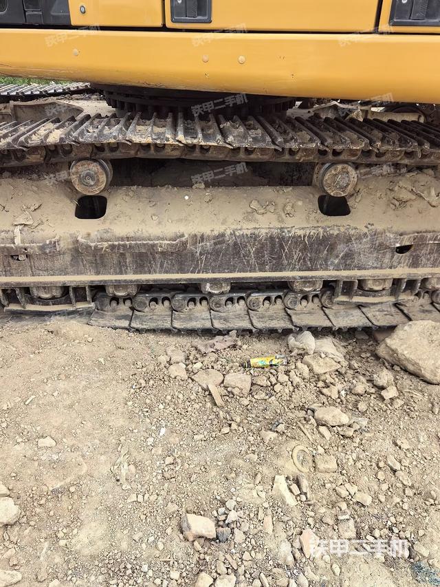 单侧履带整体（整机外观）