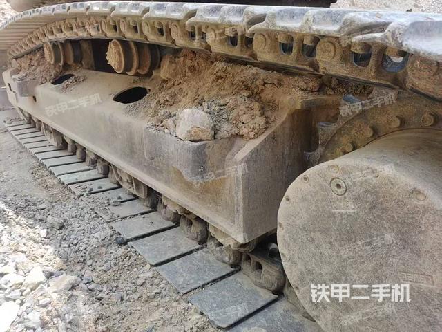 单侧履带整体（整机外观）