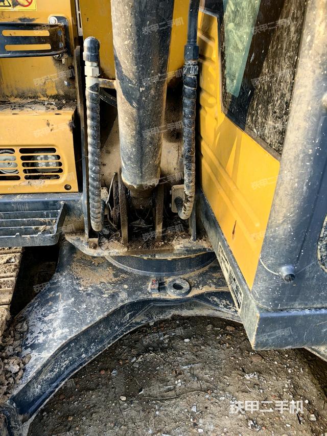 大臂根部 斜（工作和回转装置）