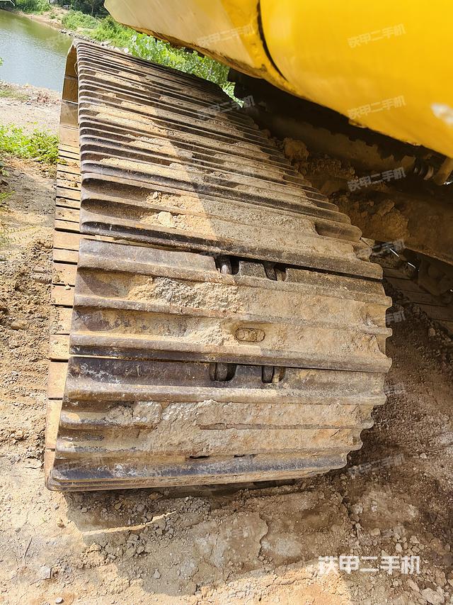 单侧履带整体（整机外观）