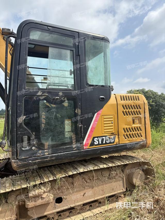  驾驶室正侧（驾驶室部分）