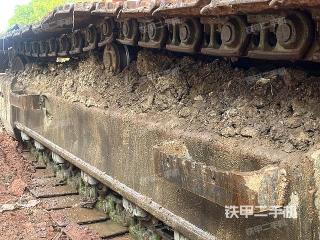 單側(cè)履帶整體（整機(jī)外觀）