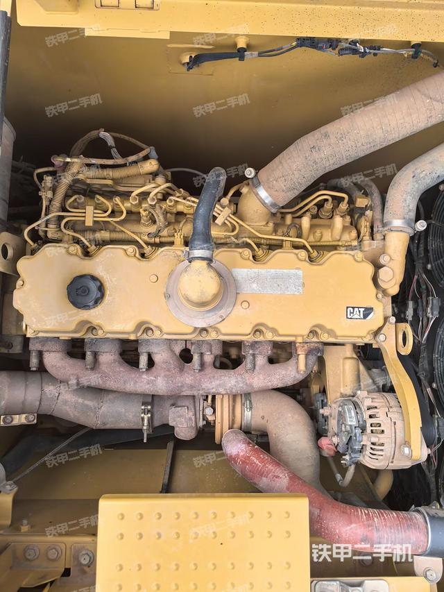 发动机整体俯视（整机外观）