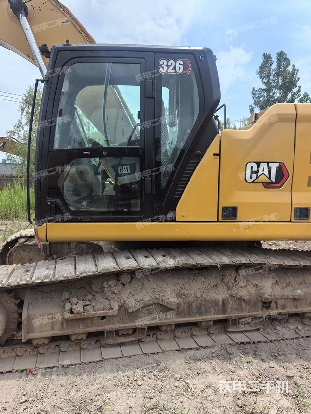 驾驶室整体（整机外观）