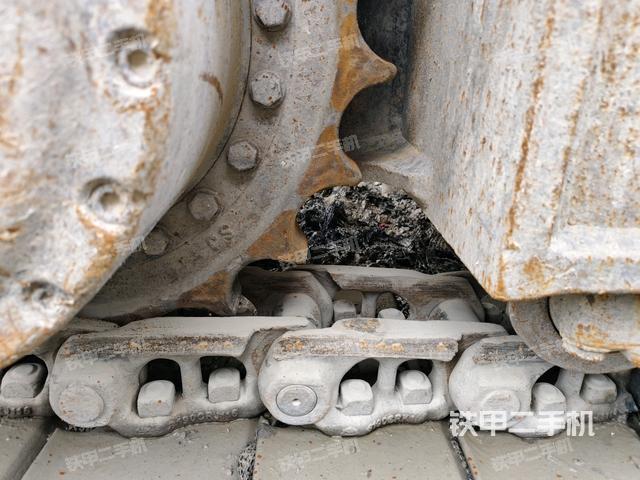 右驅(qū)動(dòng)輪（行走機(jī)構(gòu)）