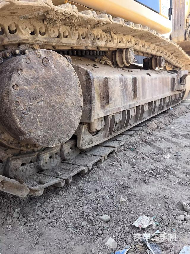 單側(cè)履帶整體（整機外觀）