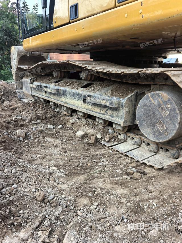 单侧履带整体（整机外观）