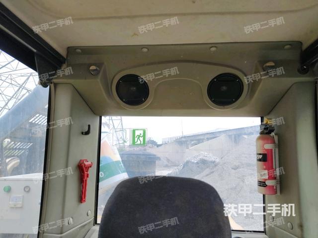 后窗玻璃角標(biāo)（駕駛室部分）