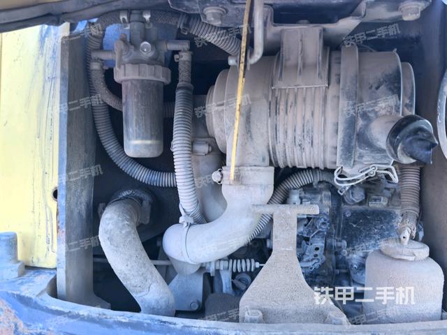 发动机室（上车部件）