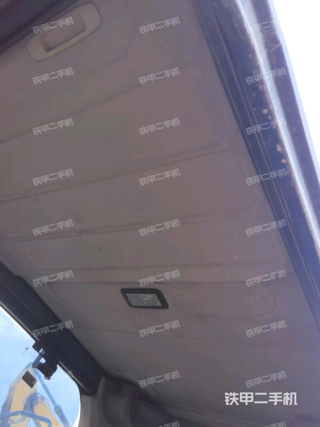 驾驶室整体（整机外观）