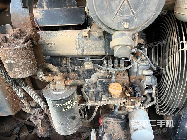 发动机整体俯视（整机外观）