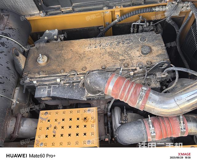 發(fā)動(dòng)機(jī)整體俯視（整機(jī)外觀）