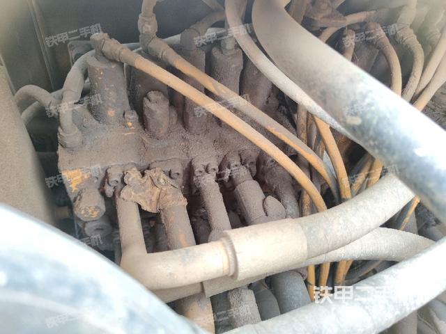 分配閥（上車部件）