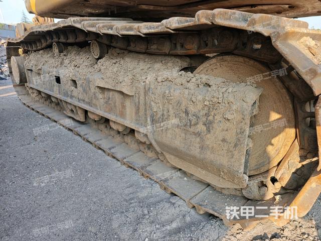 单侧履带整体（整机外观）