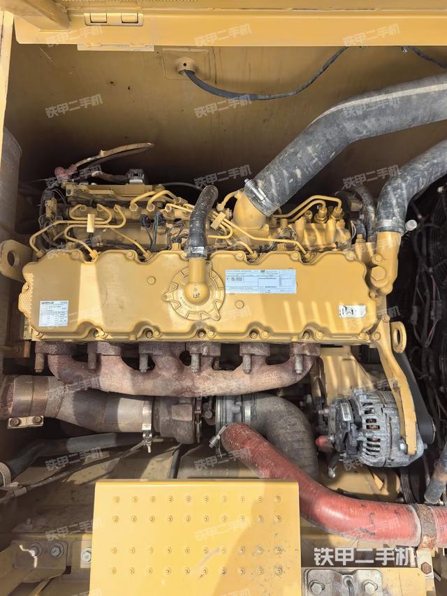 发动机整体俯视（整机外观）