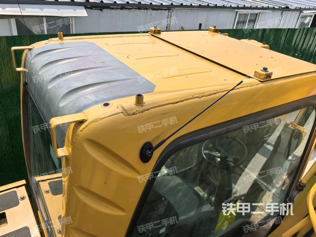 駕駛室頂部俯視（上車部件）