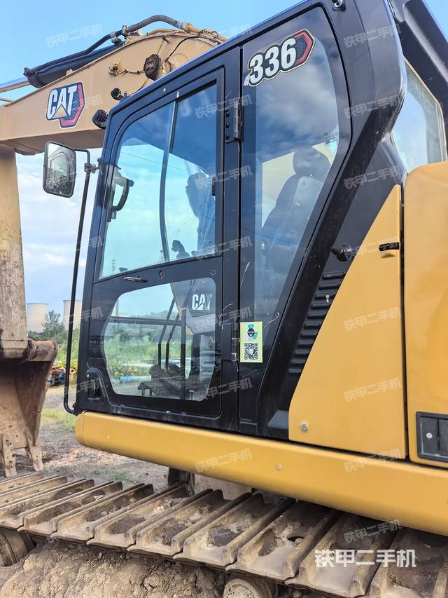 駕駛室整體（整機(jī)外觀）