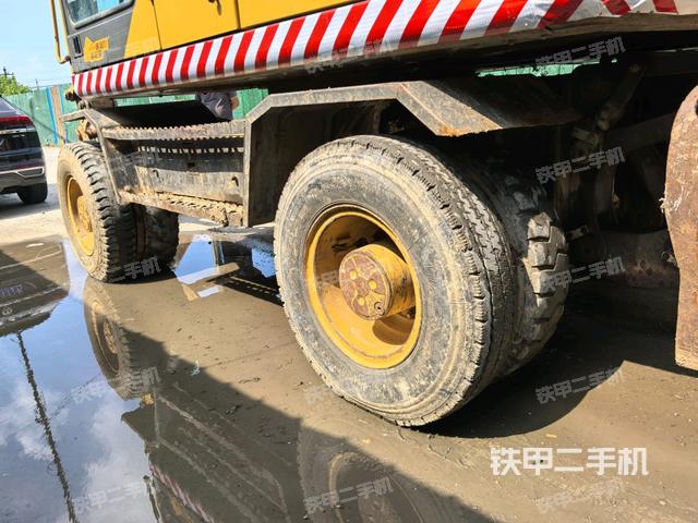 右側(cè)履帶整體（行走機(jī)構(gòu)）