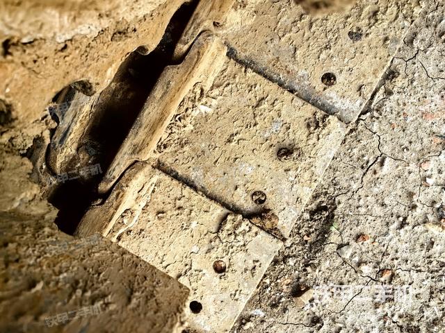 左驱动轮（行走机构）