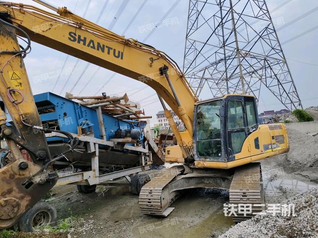 山推SE210W挖掘机