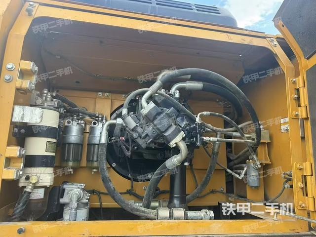 散熱器正面（大件艙室）