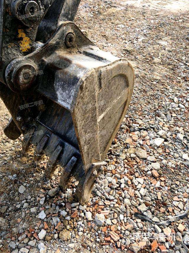 鏟斗45度（工作和回轉(zhuǎn)裝置）