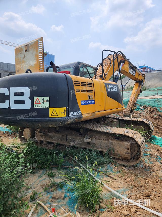 整機右后45°（整機外觀）