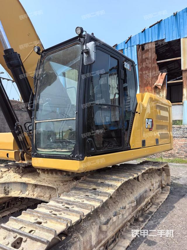 驾驶室整体（整机外观）