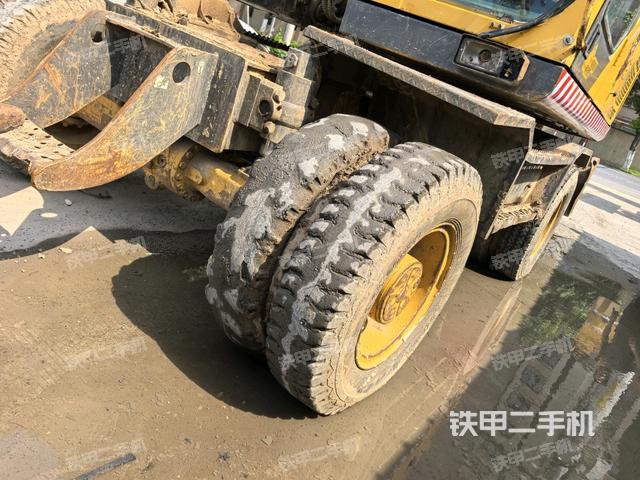 左側(cè)履帶整體?（行走機(jī)構(gòu)）