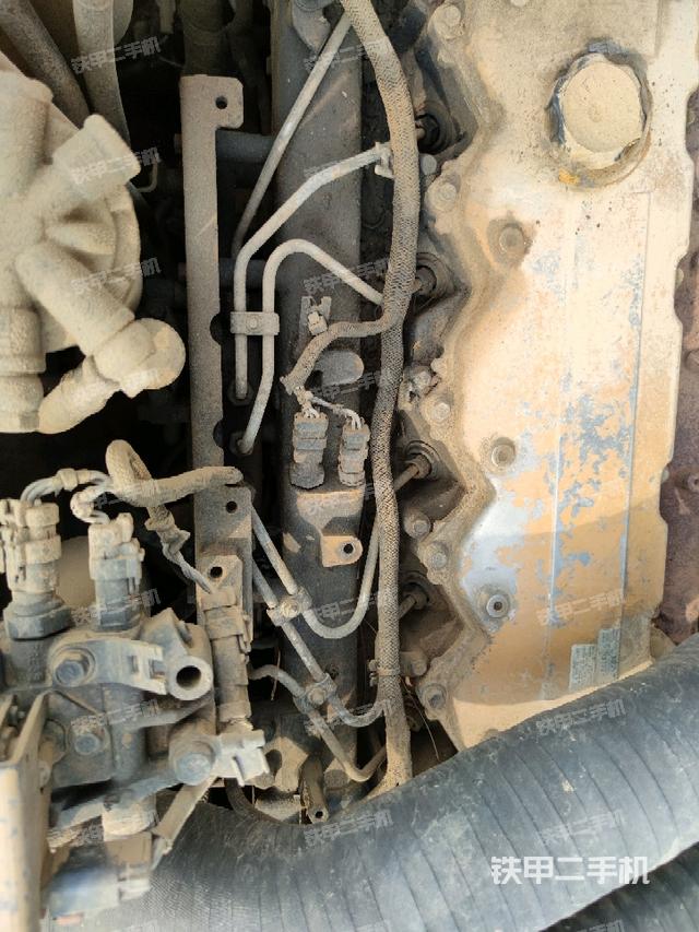 氣門室蓋螺絲特寫（上車部件）