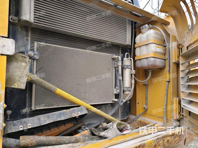 散熱器正面（大件艙室）