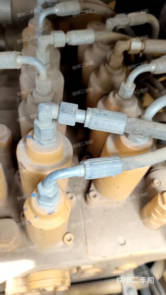 驾驶室顶部俯视（上车部件）