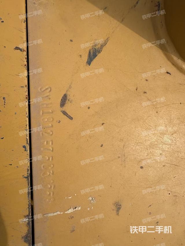 大臂整体 右侧（工作和回转装置）