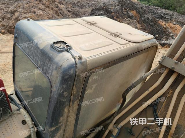 駕駛室頂部俯視（上車部件）