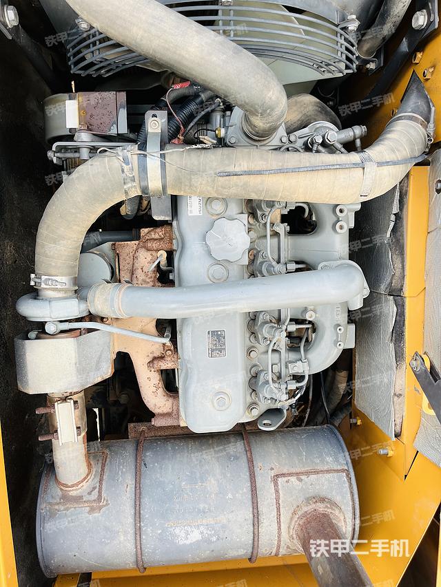 发动机整体俯视（整机外观）