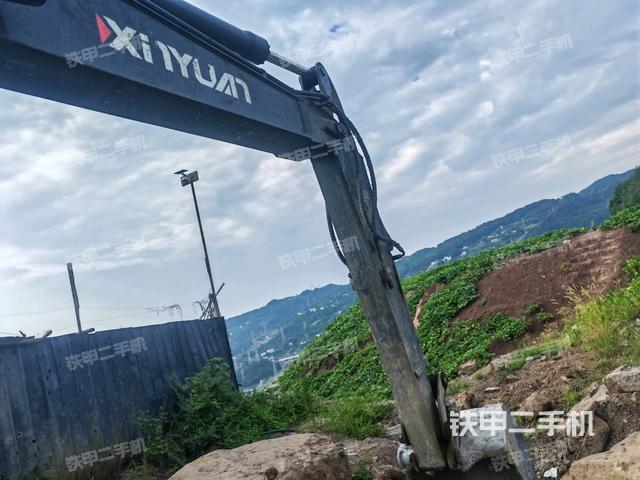 大臂整體?右側(cè)（工作和回轉(zhuǎn)裝置）