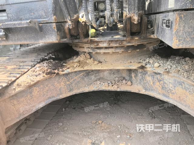 大臂根部?斜視（工作和回轉(zhuǎn)裝置）