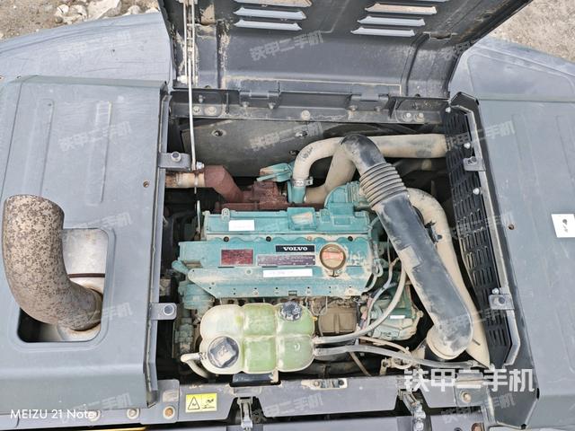 發(fā)動(dòng)機(jī)室(上車部件) 發(fā)動(dòng)機(jī)室(上車部件)