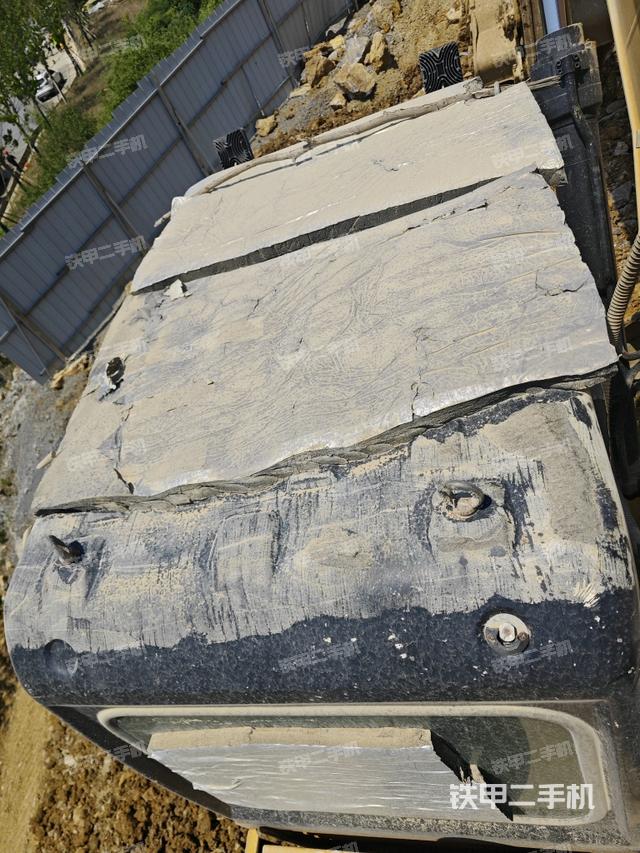 駕駛室頂部俯視（上車部件）