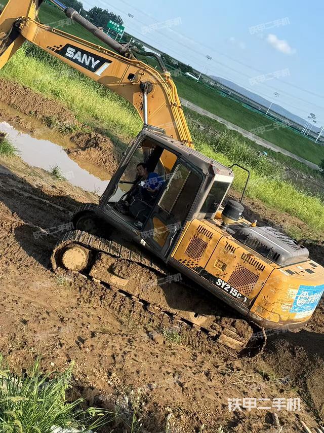 三一重工SY205C挖掘机