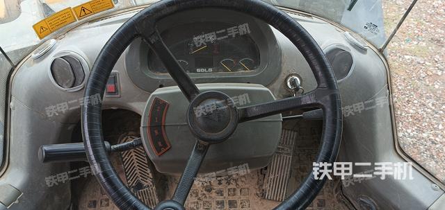 驾驶室操作台（整机外观及大件）