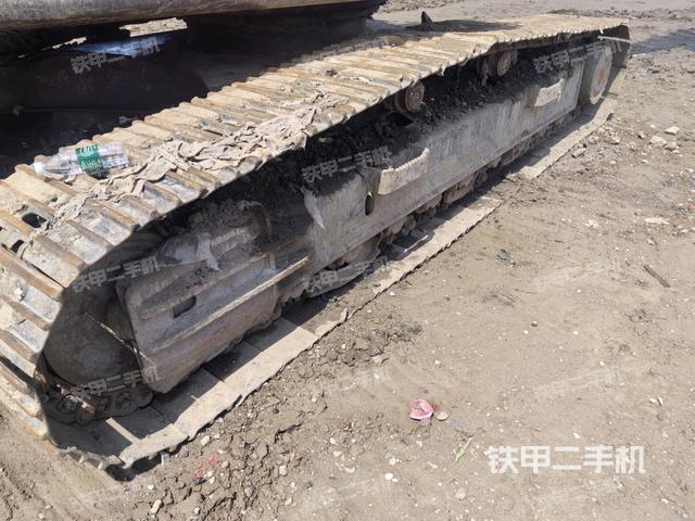 单侧履带整体（整机外观）